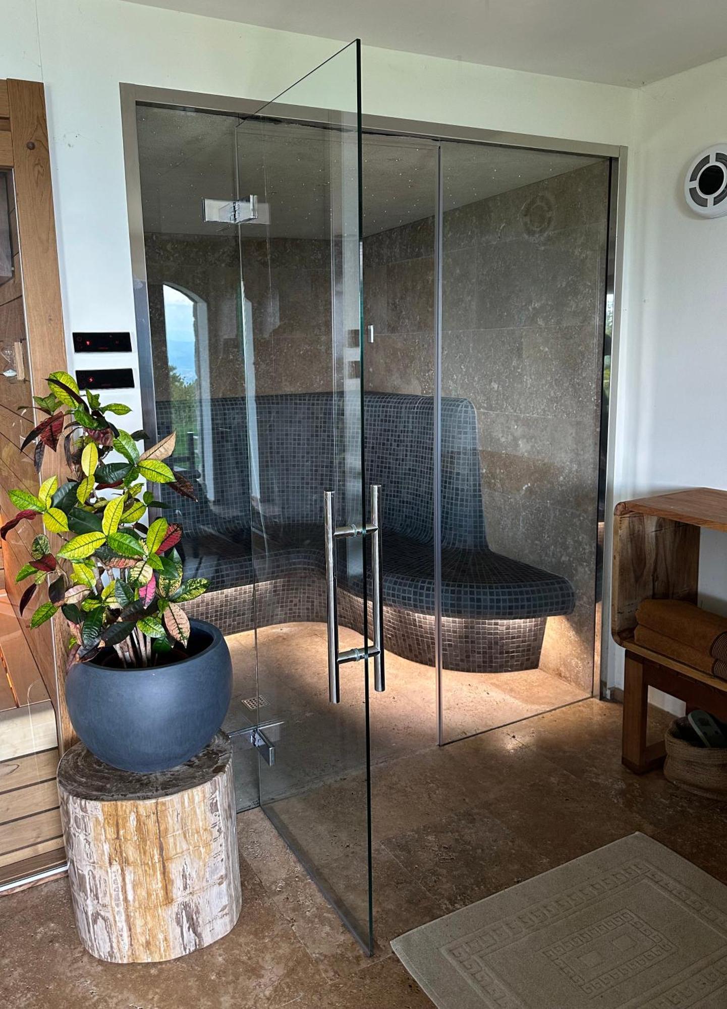 Private Luxury Spa & Silence Retreat With Spectacular View Over The Lake Maggiore Stresa Exterior photo